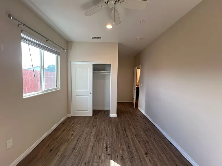 1013 Florida St — Photo 17