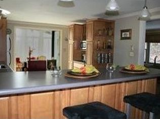 8 Hidden Valley Rd, Windham, NH 03087