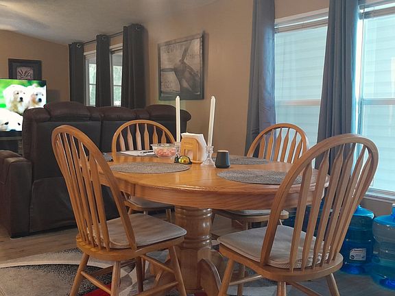 3rd image of 9833 Kenneth Ln #115
