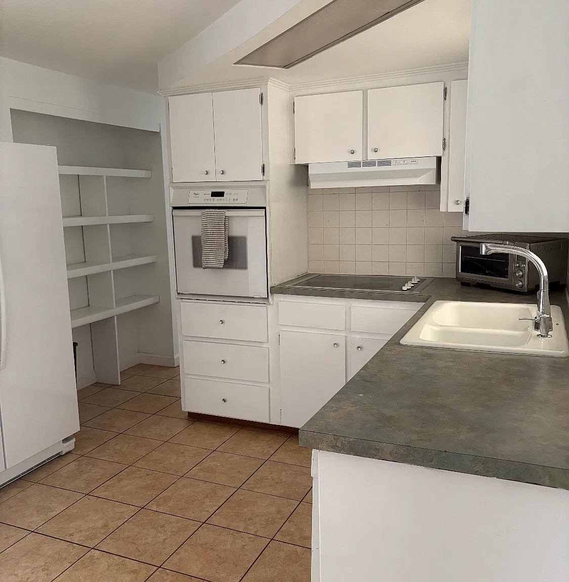 3 bed, 1300 sqft, $1,475 — Photo 4