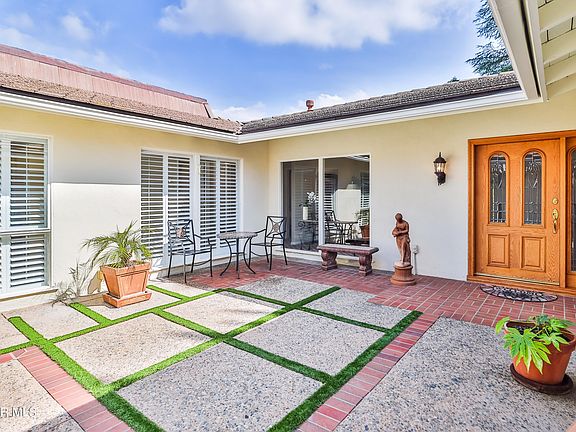 5th image of 31904 Richgrove Ct