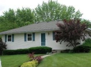 100 N 17th St, Leavenworth, KS 66048