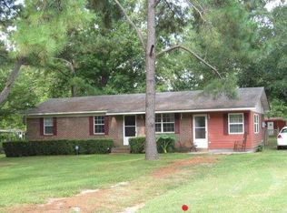 474 Libby Ln, Thomasville, GA 31757