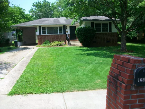 1653 Temple Ave, College Park, GA 30337