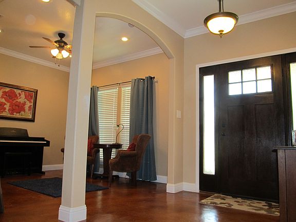 2nd image of 10235 Ashford Knoll Dr