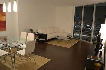 4th image of 335 Biscayne Blvd #4210