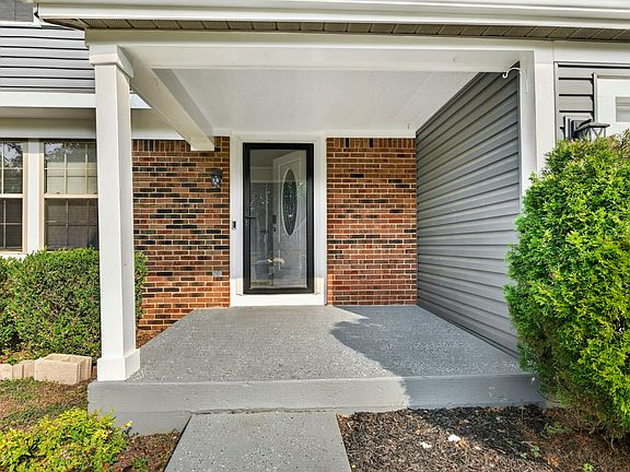 4th image of 8472 Kingsley Dr