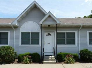 228 Hubert Humphrey Dr, Chestnut Ridge, NY 10977