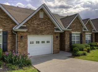 220 River Garden Ct #38, Sevierville, TN 37862