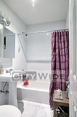 Rented by City Wide Apartments | media 6