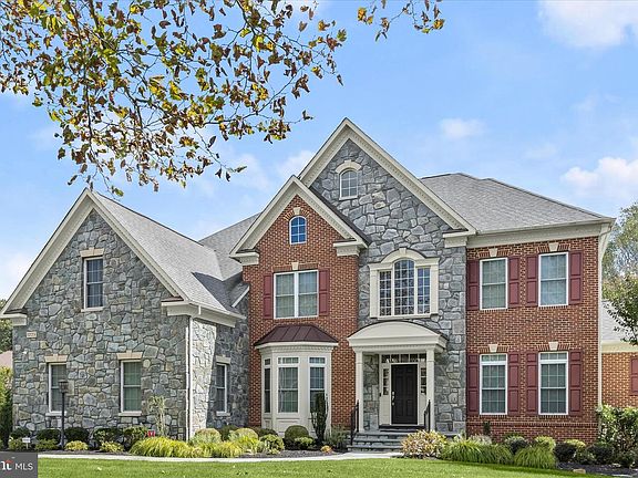 4th image of 11229 Kinsale Ct
