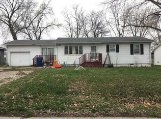 112 Silver Ln, Brookfield, MO 64628