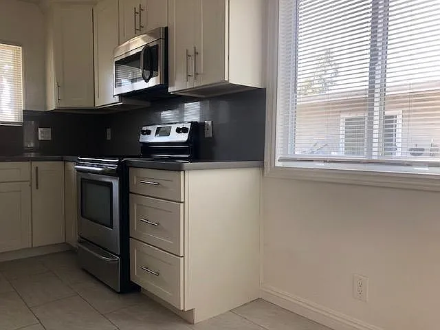 2351 William Dr #3 — Photo 9