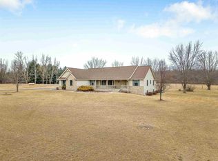 754 E Equestrian Pointe Dr, Oregon, IL 61061