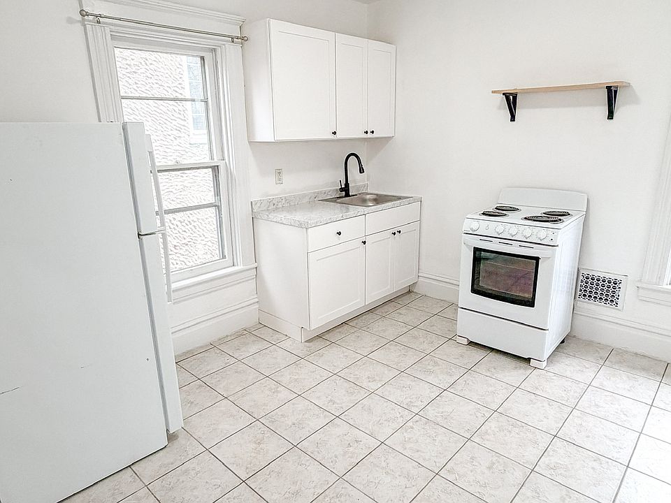 1st image of 503 Tremont Ave #1
