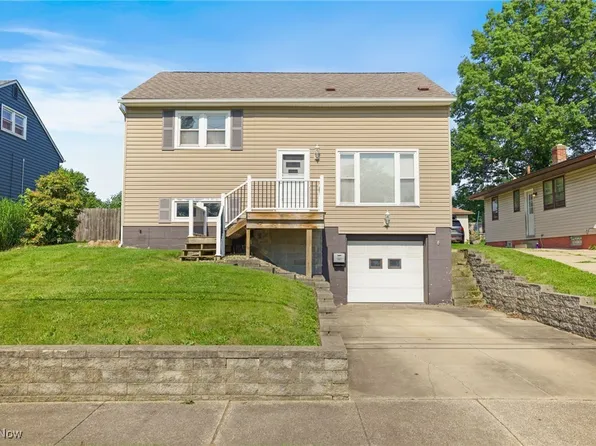 474 Hillman Rd, Akron, OH 44312