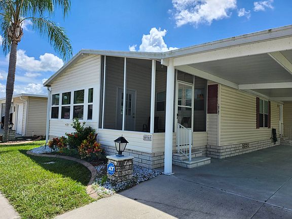 2nd image of 10707 Casa Dr