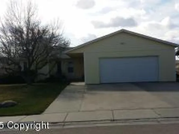 3 Grandview Cir, Gillette, WY 82716