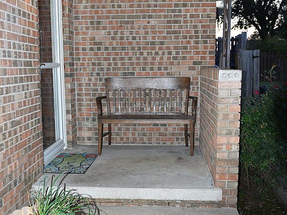 2nd image of 1117 W Oklahoma Ave
