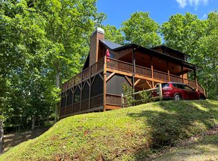 465 Confederate Cir, Murphy, NC 28906