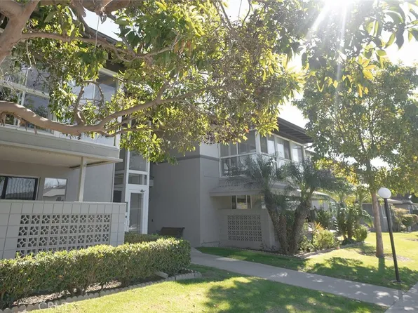 1980 McKinney Way #13R-M15, Seal Beach, CA 90740