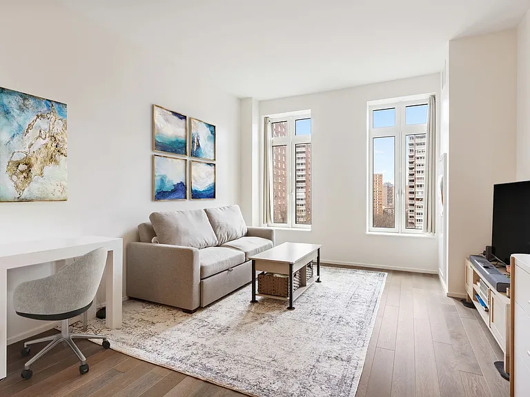543 W 122nd St #6B — Photo 1
