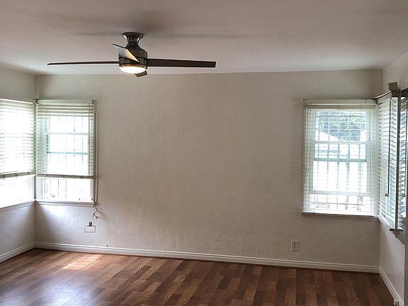 2nd image of 3730 W 58th Pl