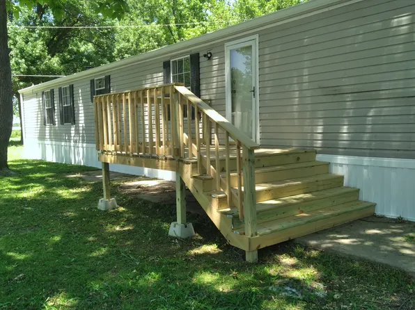 2001 E Steve Owens Blvd #77, Miami, OK 74354