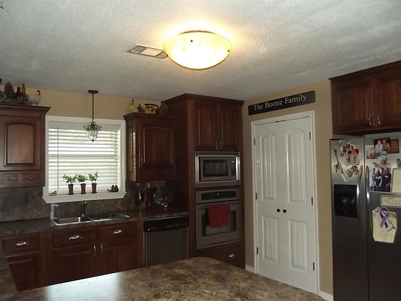 2nd image of 420 Crescent Dr