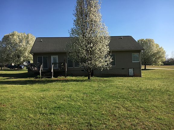 5th image of 98 Bradford Pl