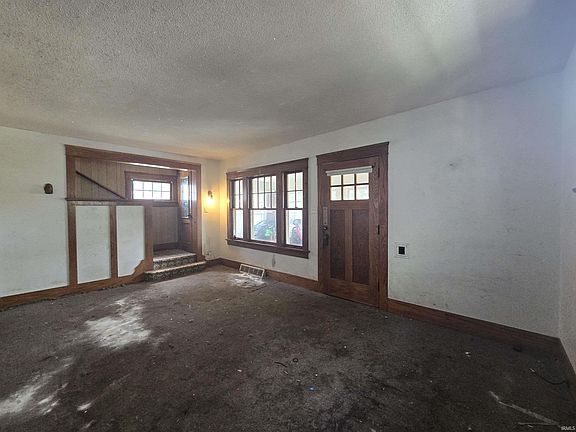 2nd image of 430 Greenwood Ave