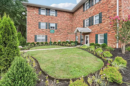 Galloway Court Apartments Photo 1