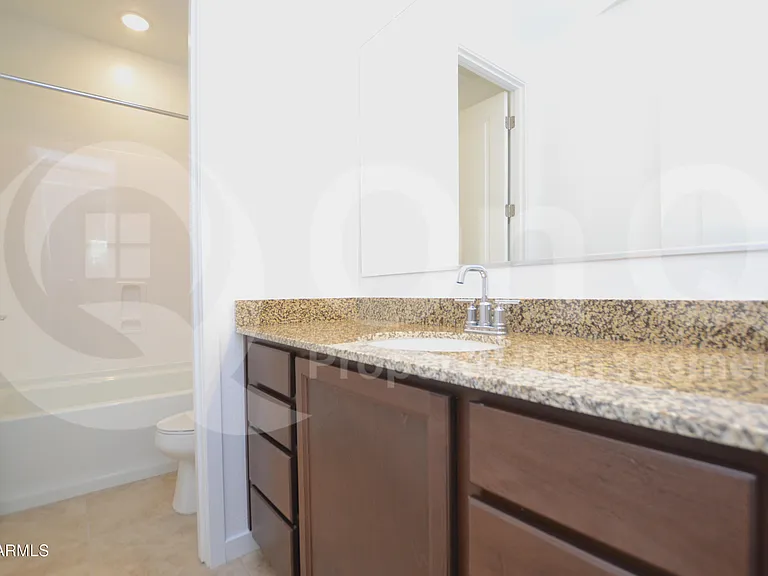 1173 N Jay Pl — Photo 13