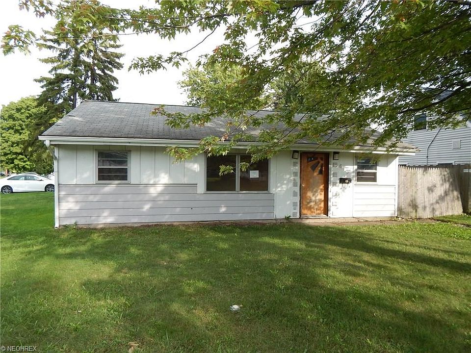 1st image of 613 Blossom Dr