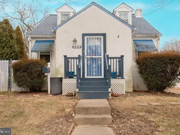9215 Ditman St, Philadelphia, PA 19114
