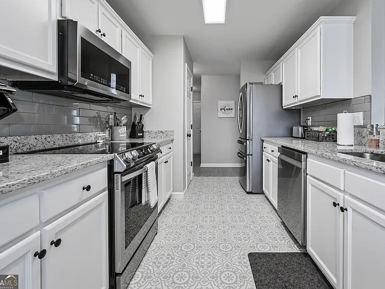 11 Cobblestone Dr NW — Photo 16