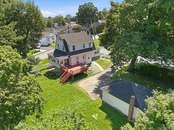 3rd image of 54 Hartsdale Road