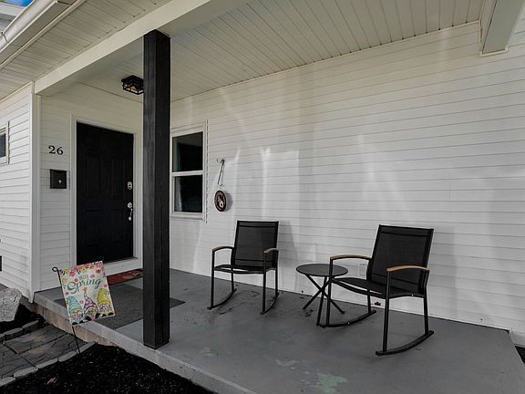 5th image of 26 Parrott St