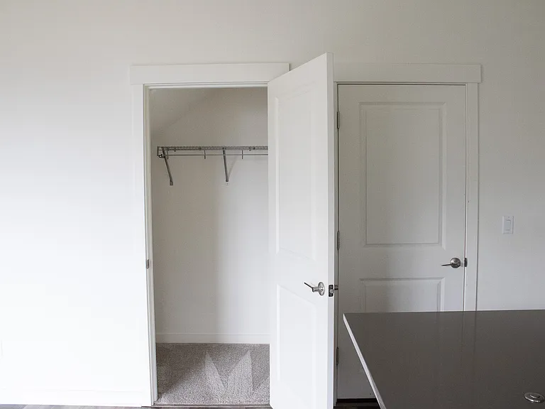 289 NE Arrowhead Dr — Photo 25