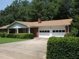 902 7th Ave SW, Conover, NC 28613