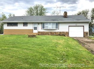 413 N 1600th Rd, Lawrence, KS 66049