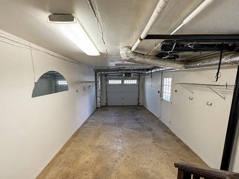 200 The Alameda — Photo 18