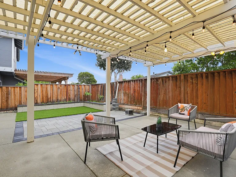 17515 Montoya Cir — Photo 39