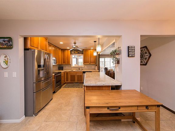3rd image of 2923 Tucson Dr