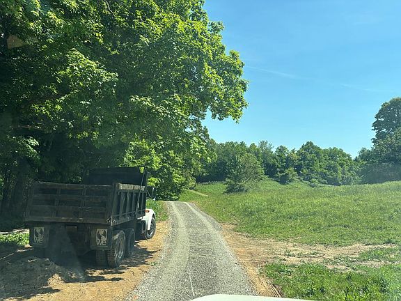 2nd image of Yellow Spring Rd