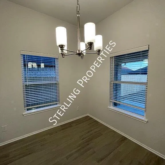 18617 Cantar Dr — Photo 4
