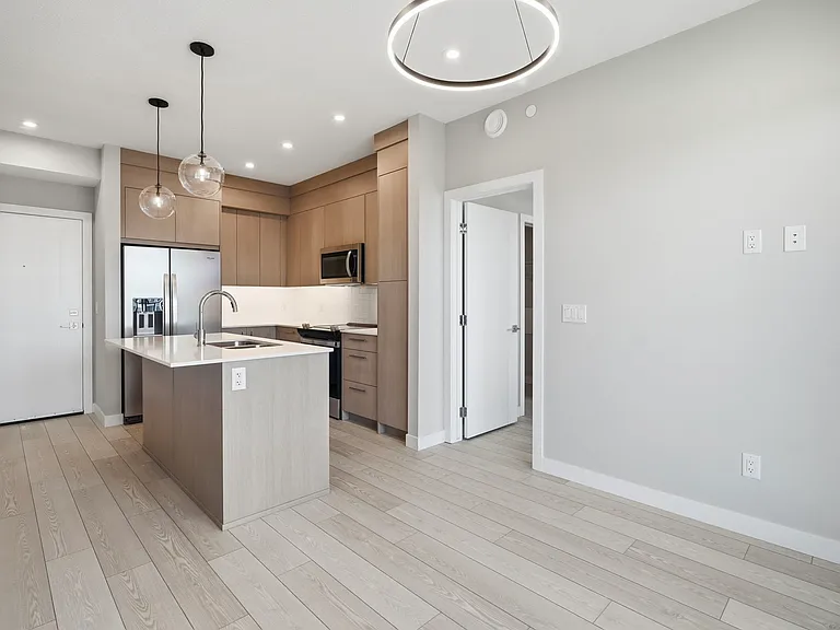 265 Wolf Willow Blvd SE #2514 — Photo 2