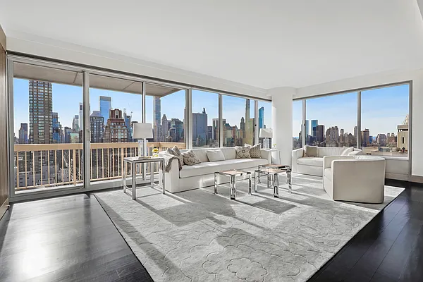 Sold by Compass | media 1