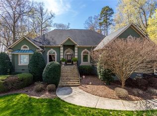 409 Sebring Dr, Belmont, NC 28012