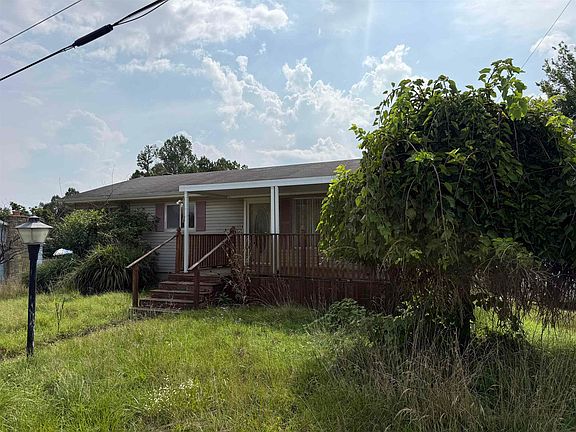 2nd image of 3587 Skyview Dr